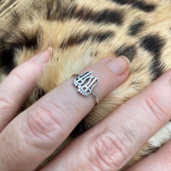 Feet Sterling Silver Toe Ring - Picture 3 of 4